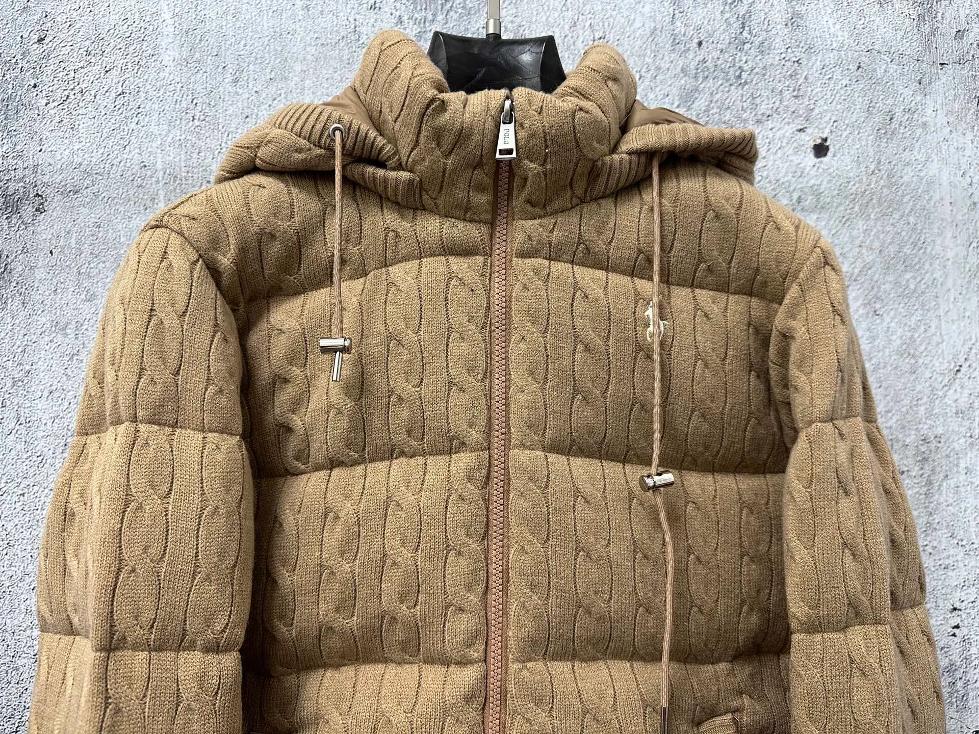 ￼ P1000 【Rah Lauren】Ralph Lauren cable down jacket. The warmth of winter is within reach. Combining classic cable knit with warm down, Rah Lauren's texture choice. Warm winter colors, the answer to classics and style. ❄️Needless to say, the texture speaks for itself and defines your winter style. Color Black Khaki Size S-XL